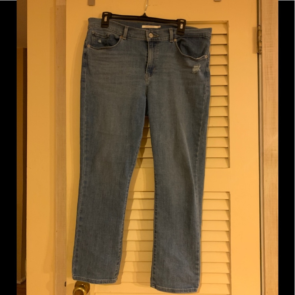 Levi jeans